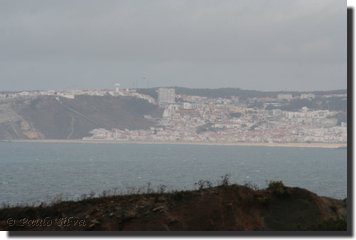  Praia da Nazar&eacute; vista de S.Martinho do Porto 